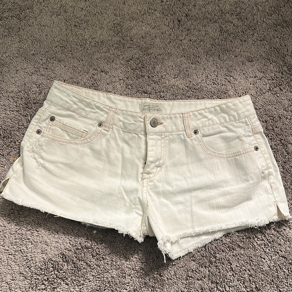 Size 7/8 Aeropostale Jean Shorts.